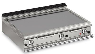 Baron Q90FTT/G1200 3 Burner Gas Fry Top With Smooth Mild Steel Plate And Thermostat Control