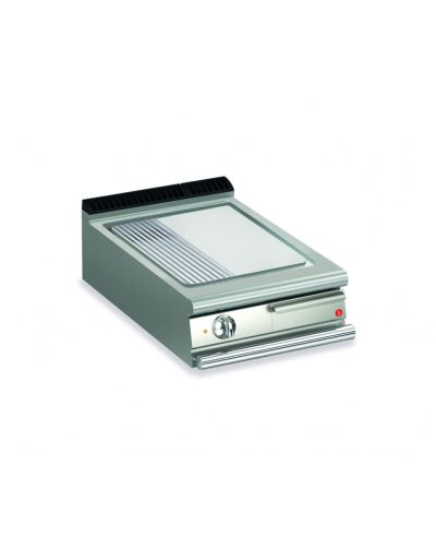 Baron Q70SFT/E620 1 Burner Electric Fry Top With 2/3 Smooth 1/3 Ribbed Mild Steel Plate And Thermostat Control