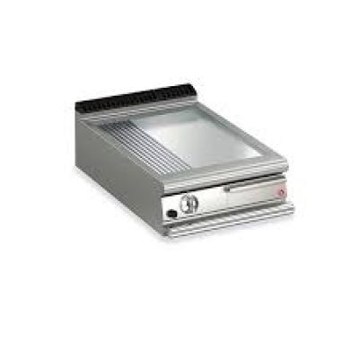 Baron Q90FTT/G625 1 Burner Gas Fry Top With 2/3 Smooth 1/3 Ribbed Chrome Plate And Thermostat Control