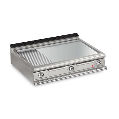 Baron Q70FT/E1225 3 Burner Electric Fry Top With Smooth and Ribbed Chrome Plate and Thermostat Control