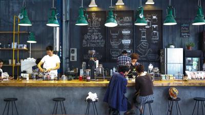 OPENING A CAFÉ: BUDGET, EQUIPMENT AND PROFITABILITY